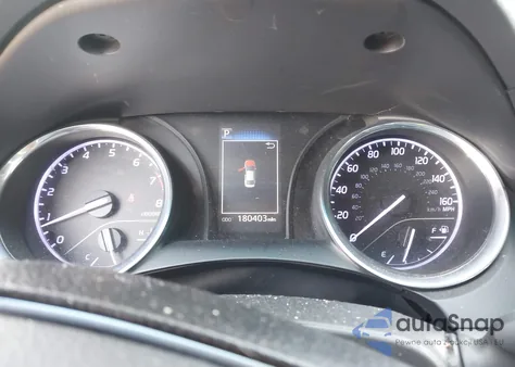 2018 Toyota Camry Se z USA, uszkodzony, nr VIN 4T1B11HK3JU140793